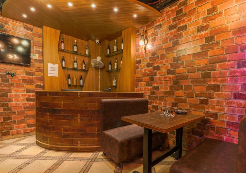 hotel mahadeva regency