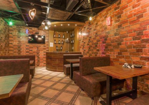 hotel mahadeva regency