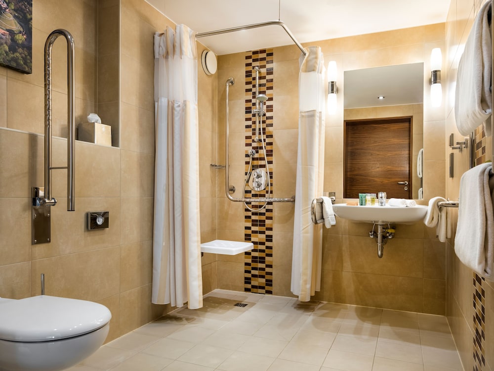 hilton garden inn krakow