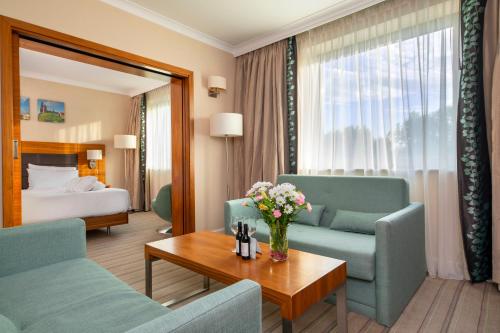 hilton garden inn krakow