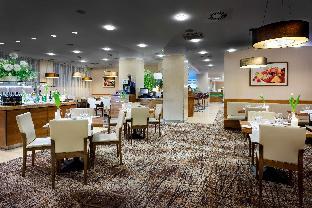 hilton garden inn krakow
