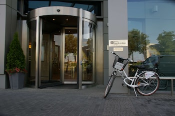 hilton garden inn krakow