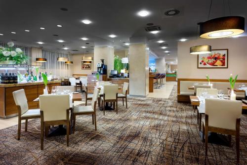 hilton garden inn krakow