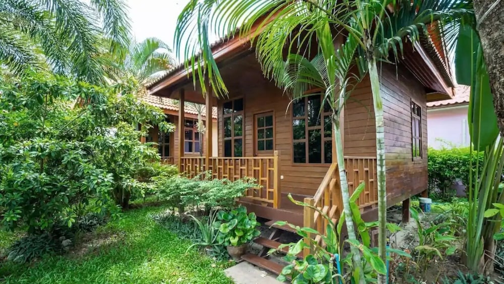 bang saray village resort