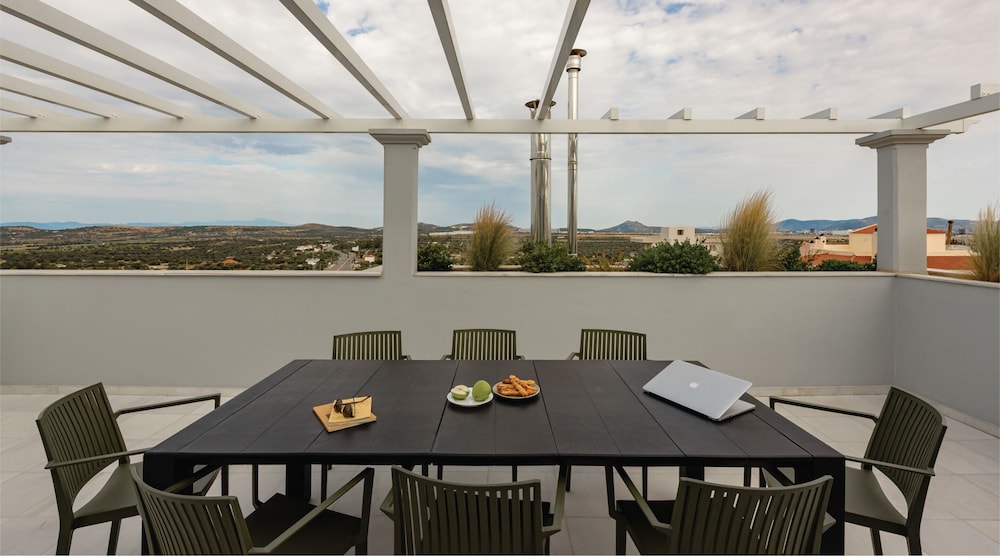 akali apartment airport by airstay