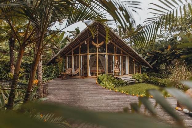 hideout bali