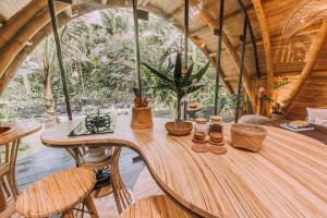 hideout bali