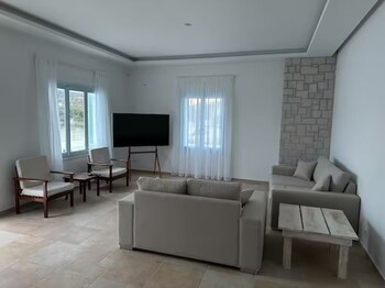 milos aquabliss beachfront villa