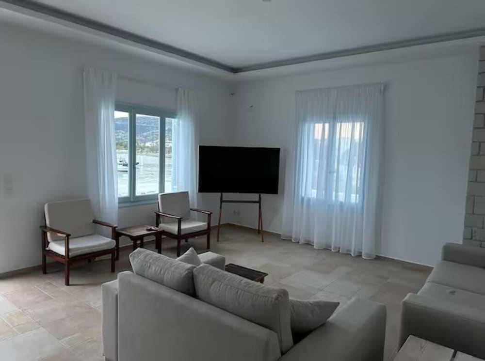 milos aquabliss beachfront villa