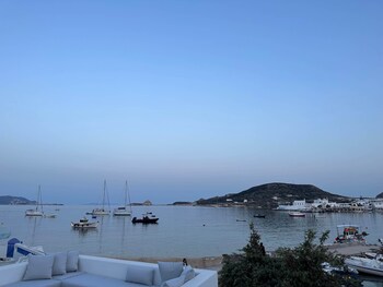 milos aquabliss beachfront villa