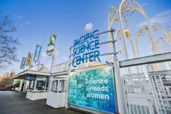 beacon hill retro central location