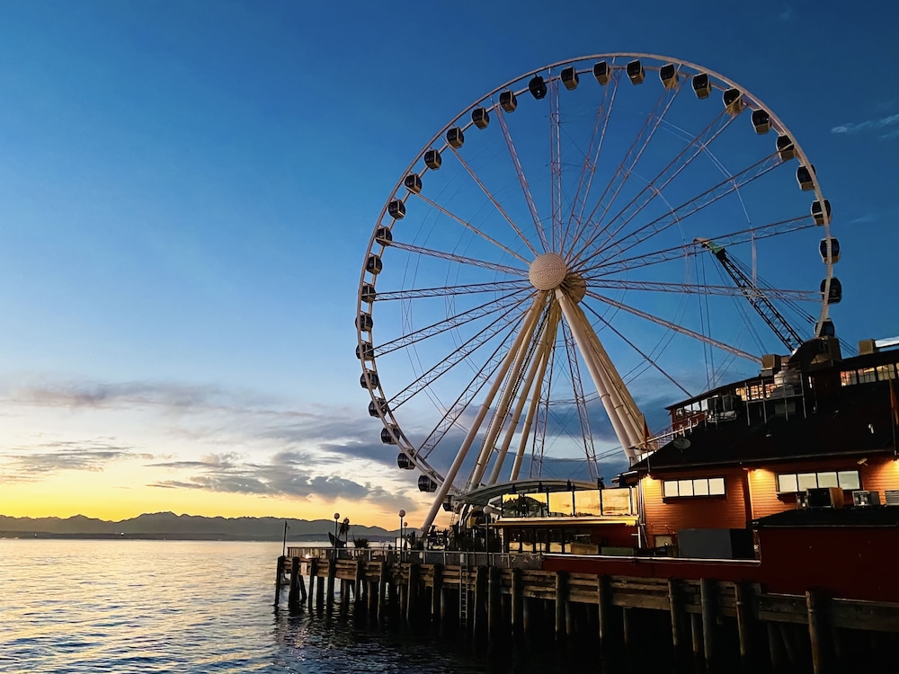 beacon hill retro central location