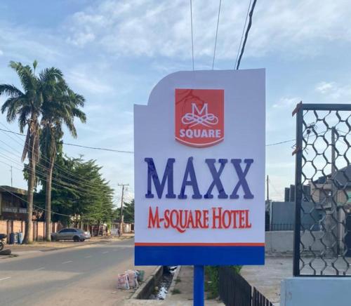 maxx msquare hotel