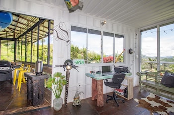 container and hobbit glamping