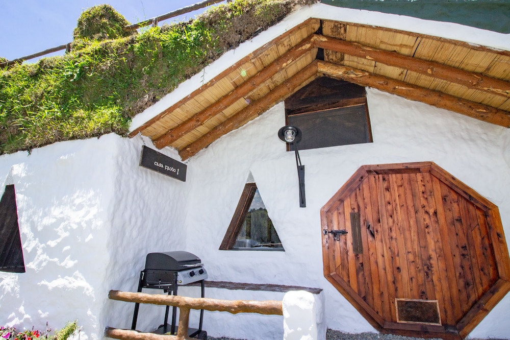 container and hobbit glamping