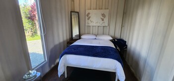container and hobbit glamping