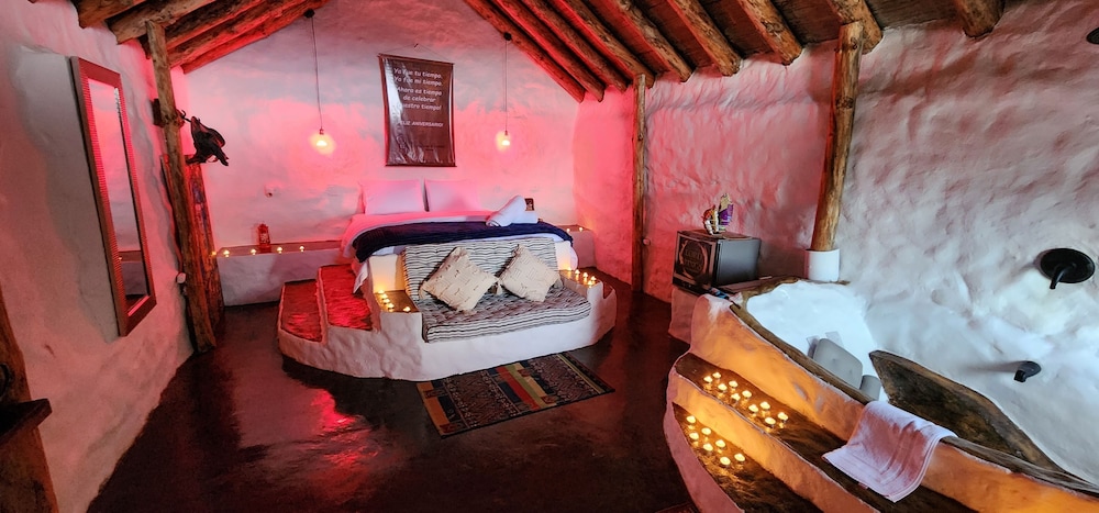 container and hobbit glamping