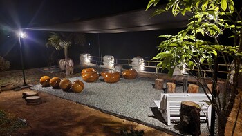 container and hobbit glamping