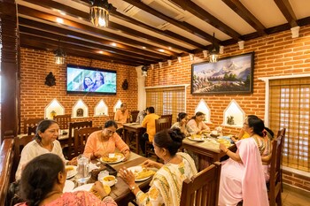 airport himalaya boutique hotel