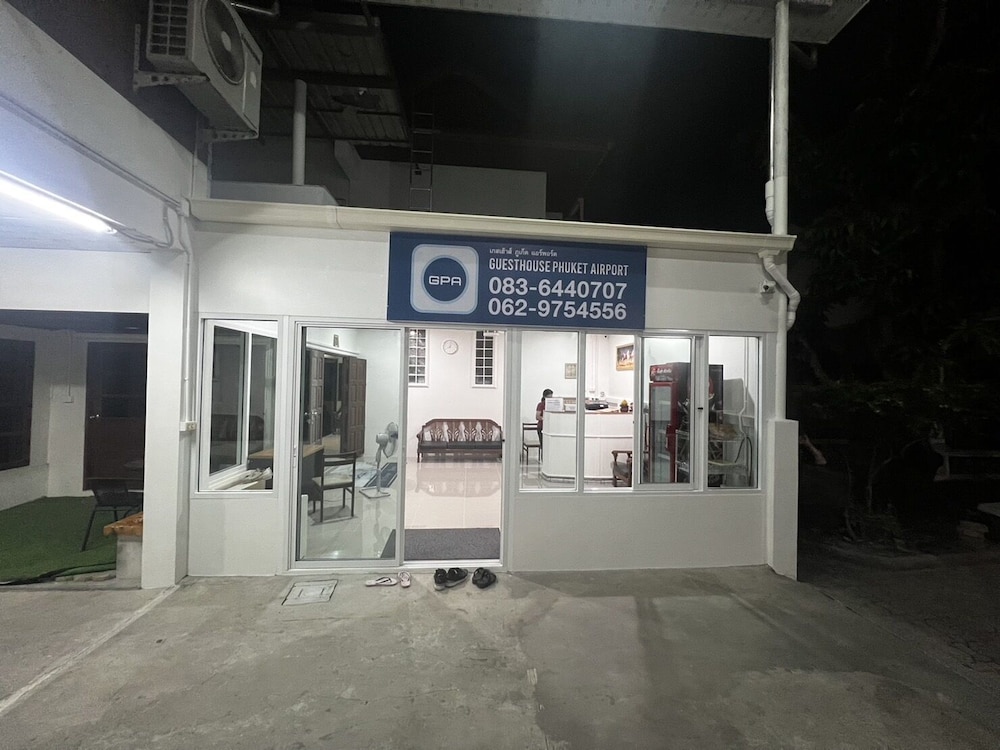 guesthouse phuket airport