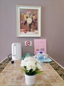 guesthouse phuket airport