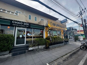 guesthouse phuket airport