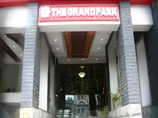 the grand park