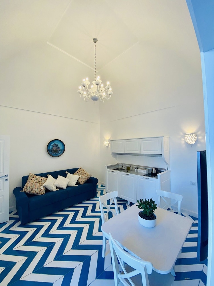 villa diamond luxury suites