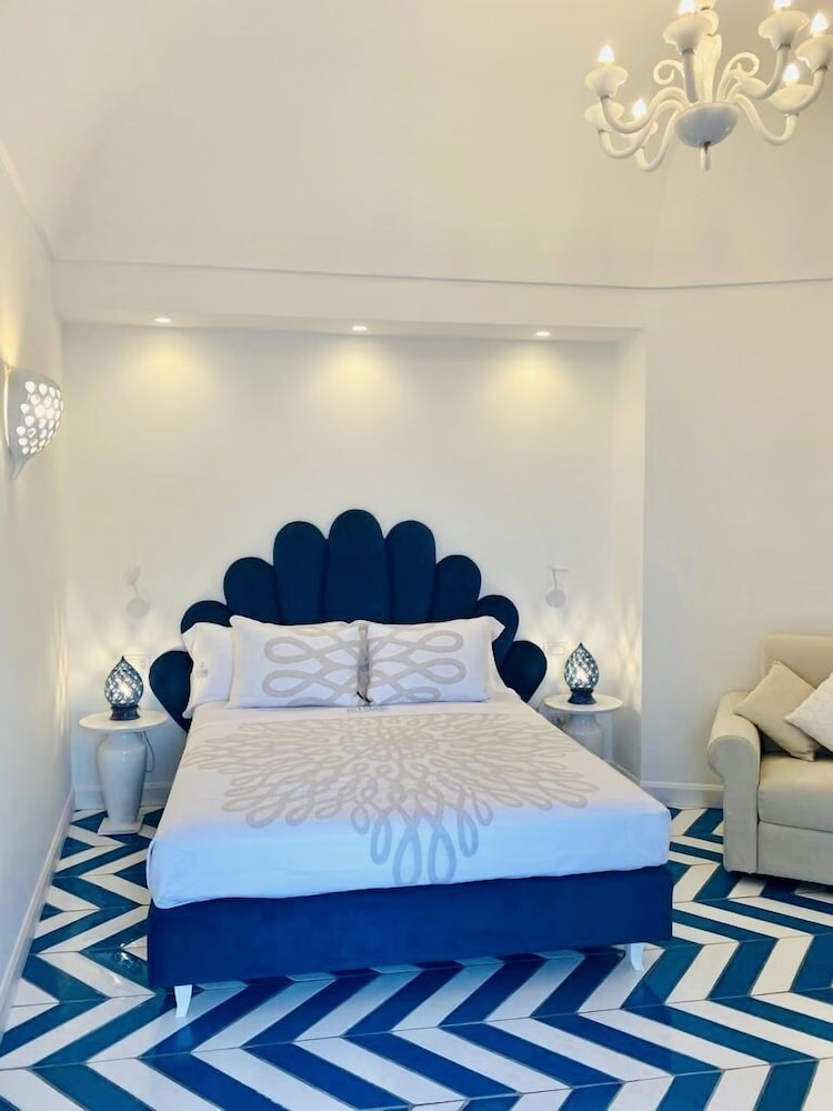 villa diamond luxury suites