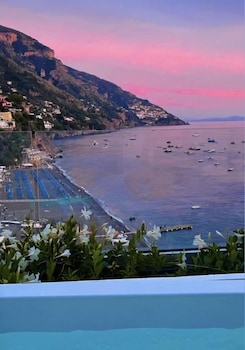 villa diamond luxury suites