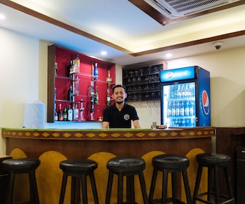 forbes hotel and apartment