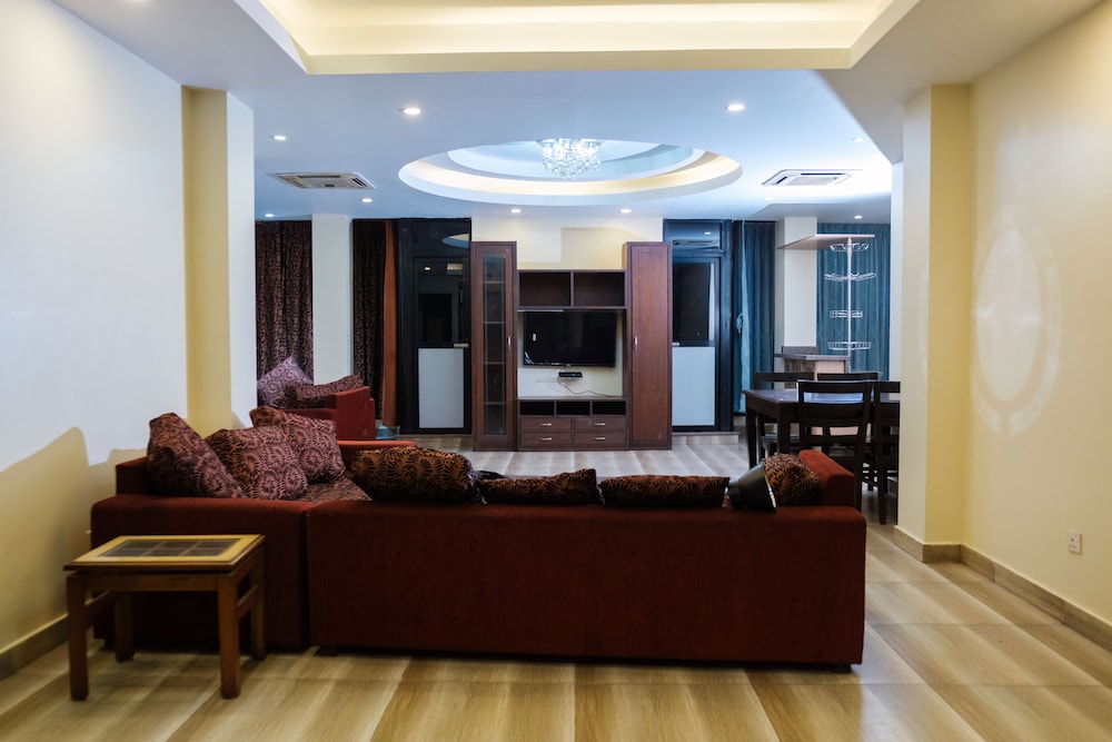 forbes hotel and apartment