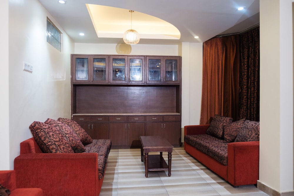 forbes hotel and apartment