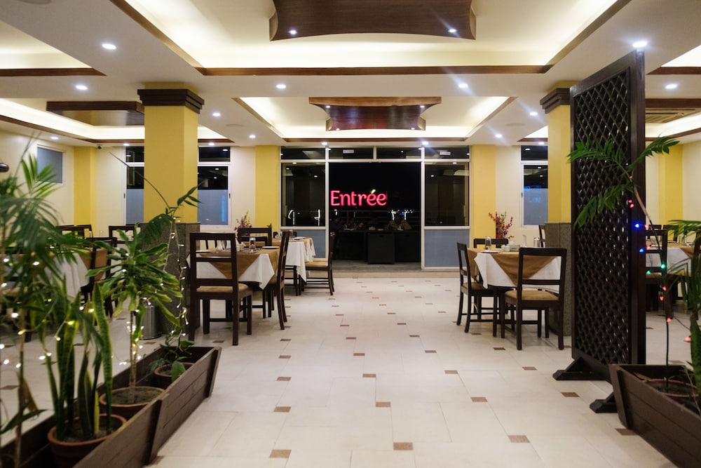 forbes hotel and apartment