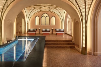 w budapest