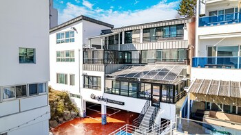 geoje memory kids pool villa