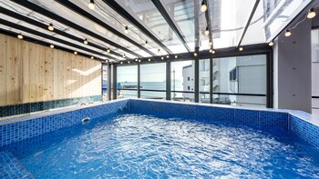 geoje memory kids pool villa
