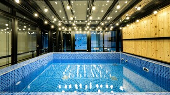 geoje memory kids pool villa