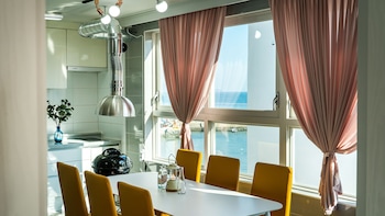 geoje memory kids pool villa