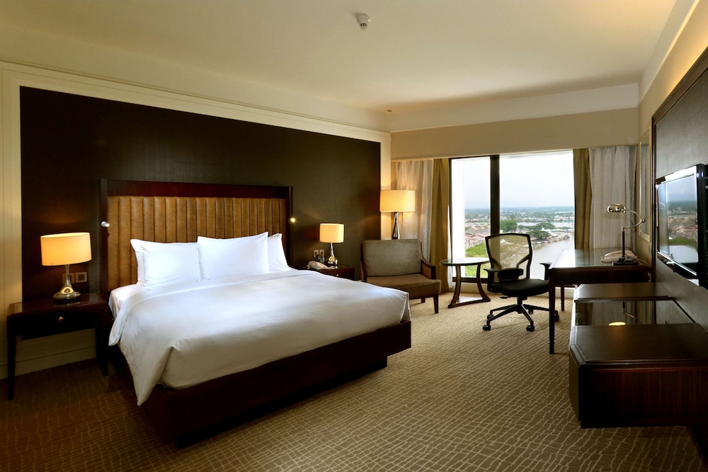 hilton kuching