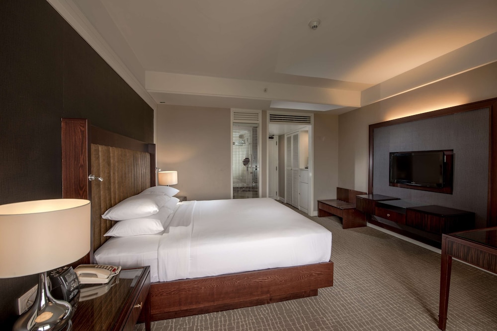 hilton kuching