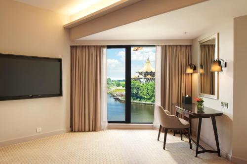hilton kuching