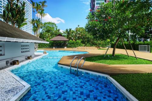 hilton kuching