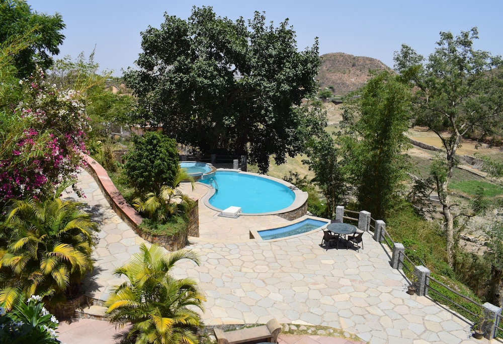 kumbhalgarh forest retreat