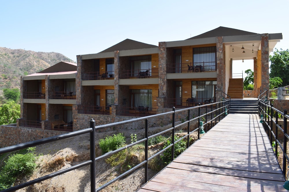 kumbhalgarh forest retreat