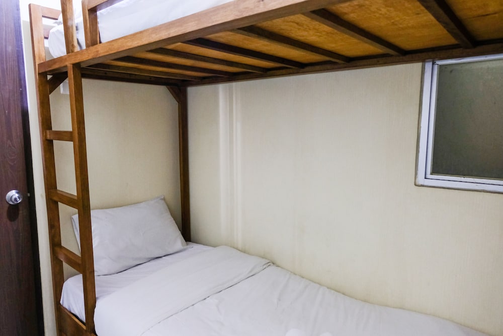 best deal 2br at suites metro apartment
