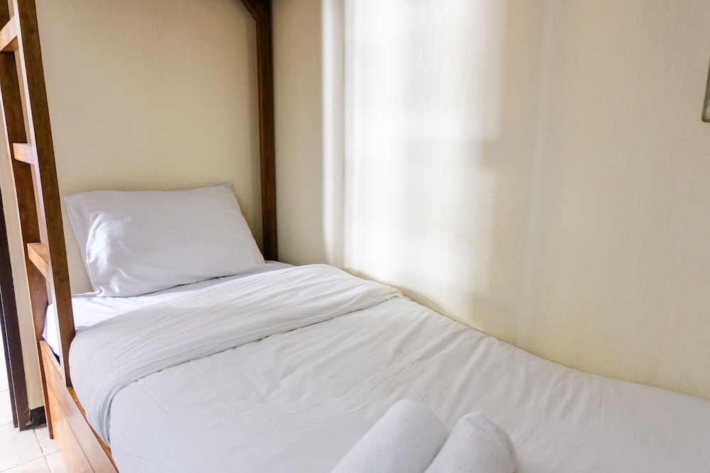 best deal 2br at suites metro apartment