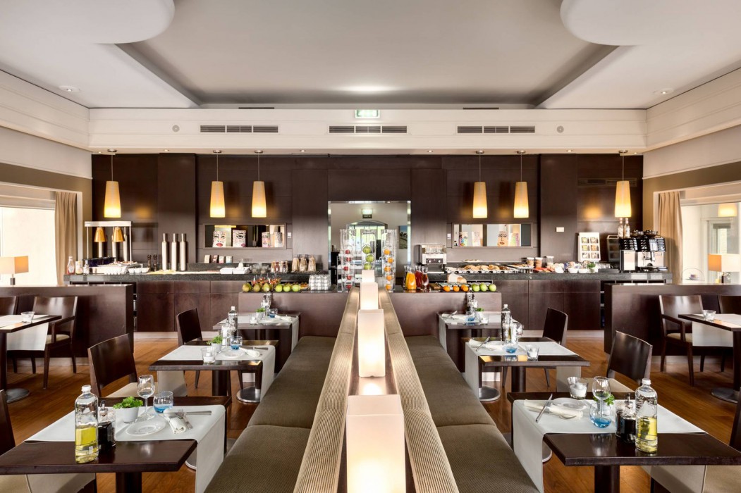 nh arnhem rijnhotel
