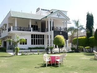 amrit resort alwar