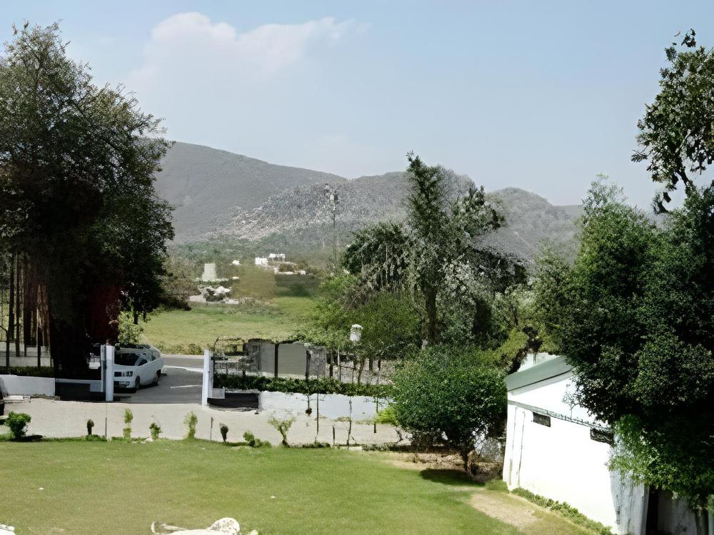 amrit resort alwar